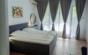 Central Apartments